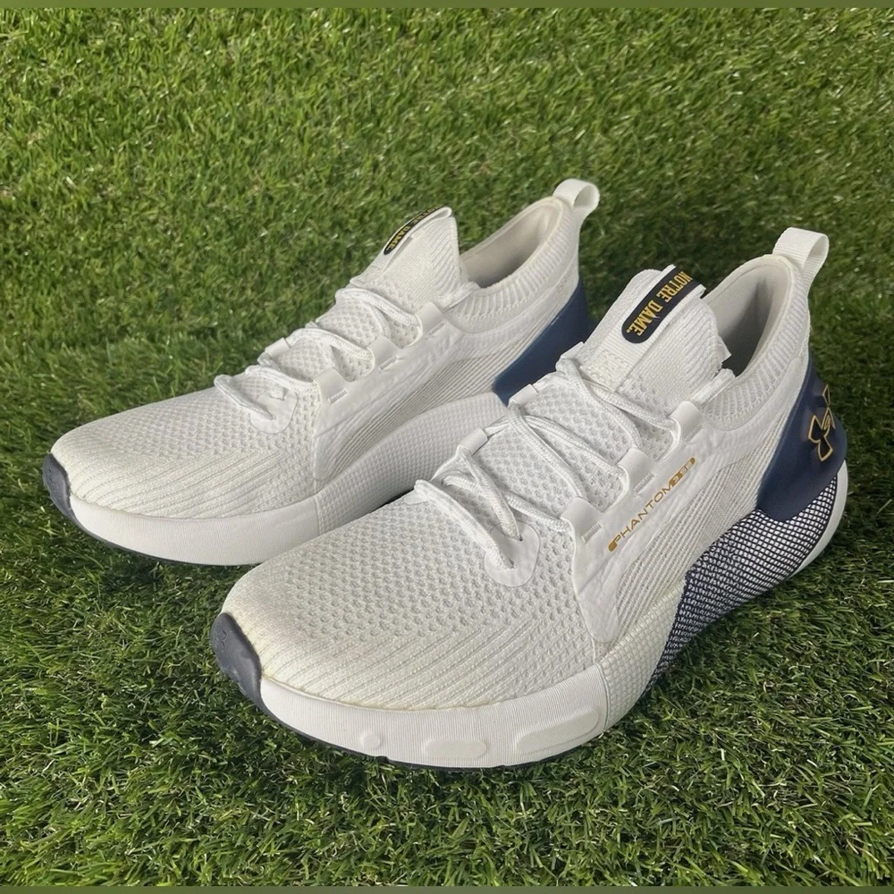 Under Armour University of Notre Dame ND Fighting irish Athletic shoes 3026908
